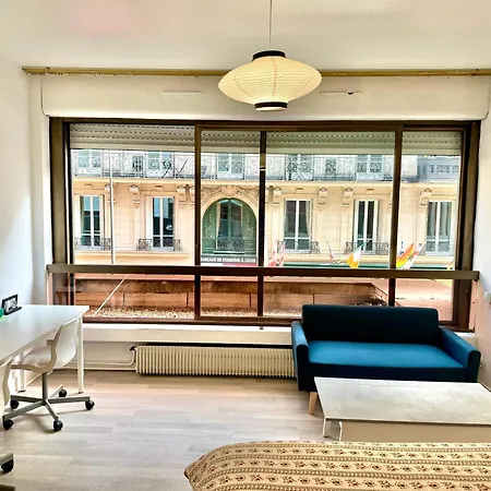 Appartamento Le Berri Chic Studio-steps From Champs-élysées