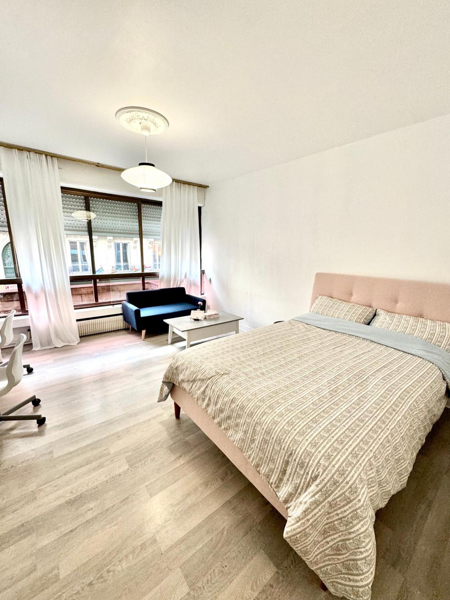 Appartamento Le Berri Chic Studio-steps From Champs-élysées *